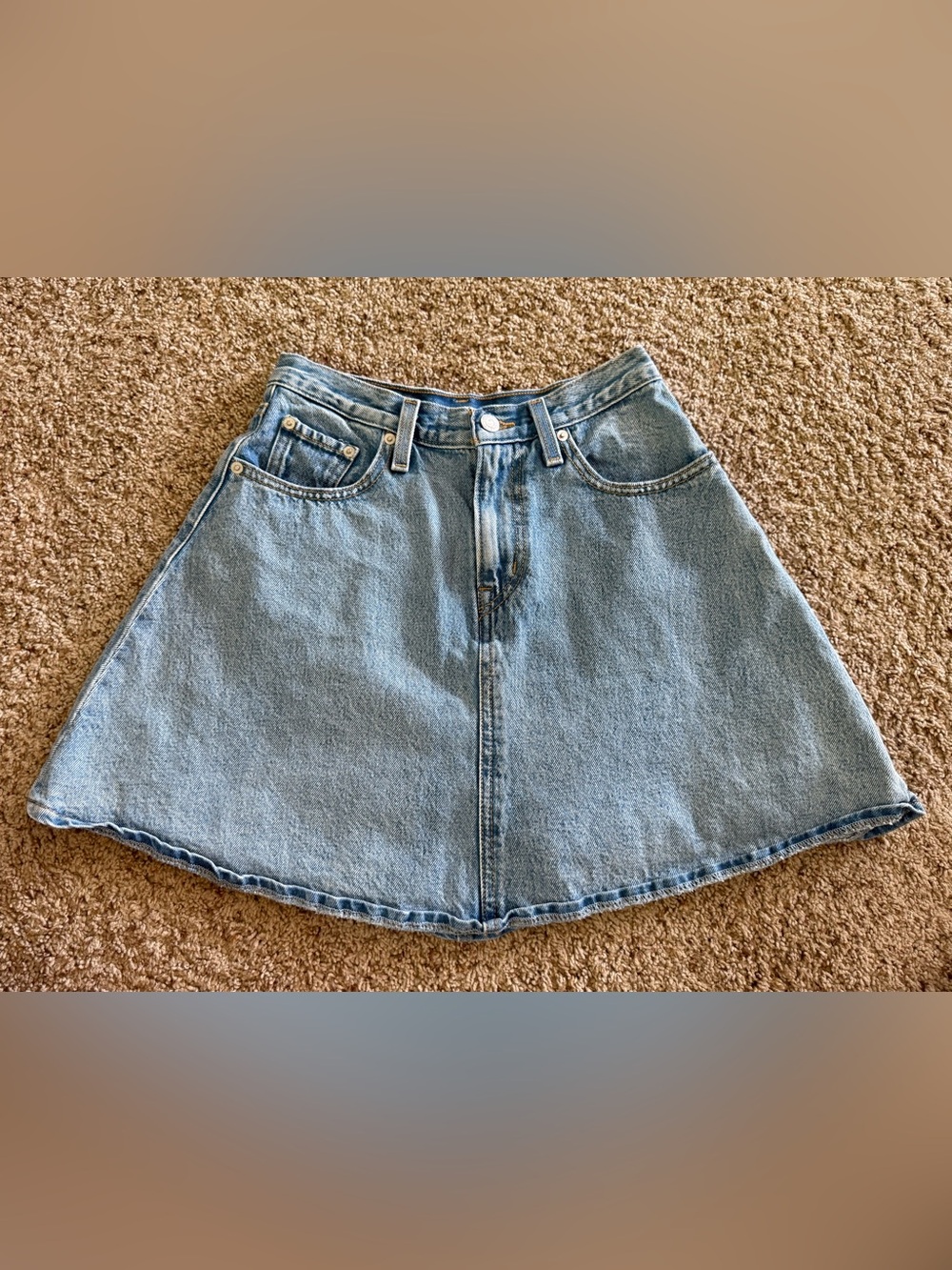Levi’s A-Line Flounce Skirt